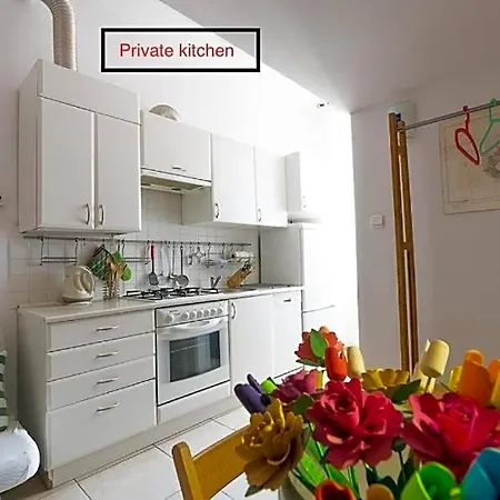 Apart Otel In Silvio's Krakow
